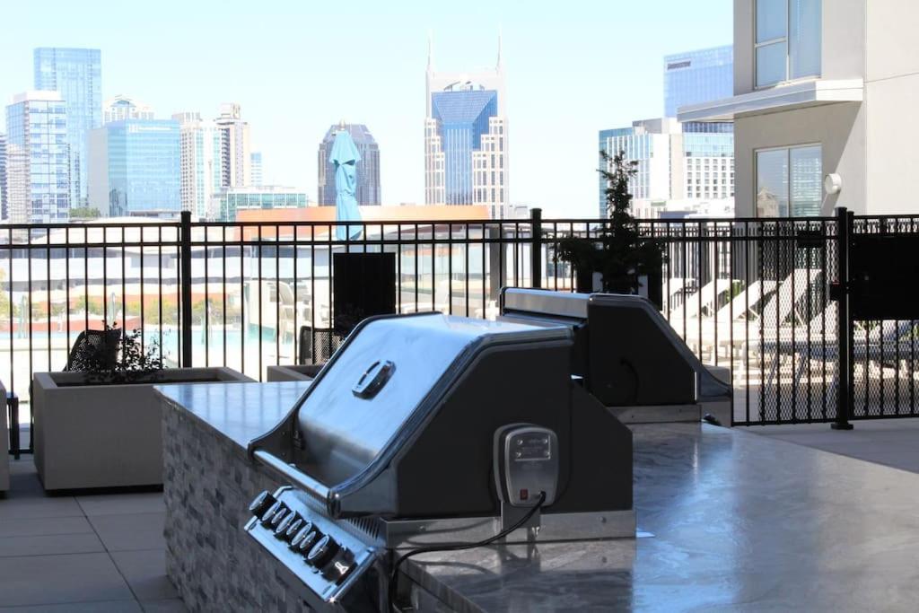 Luxury In The Gulch Apartment Nashville Exterior foto